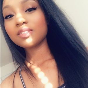 Meet your Posher, Ariel
